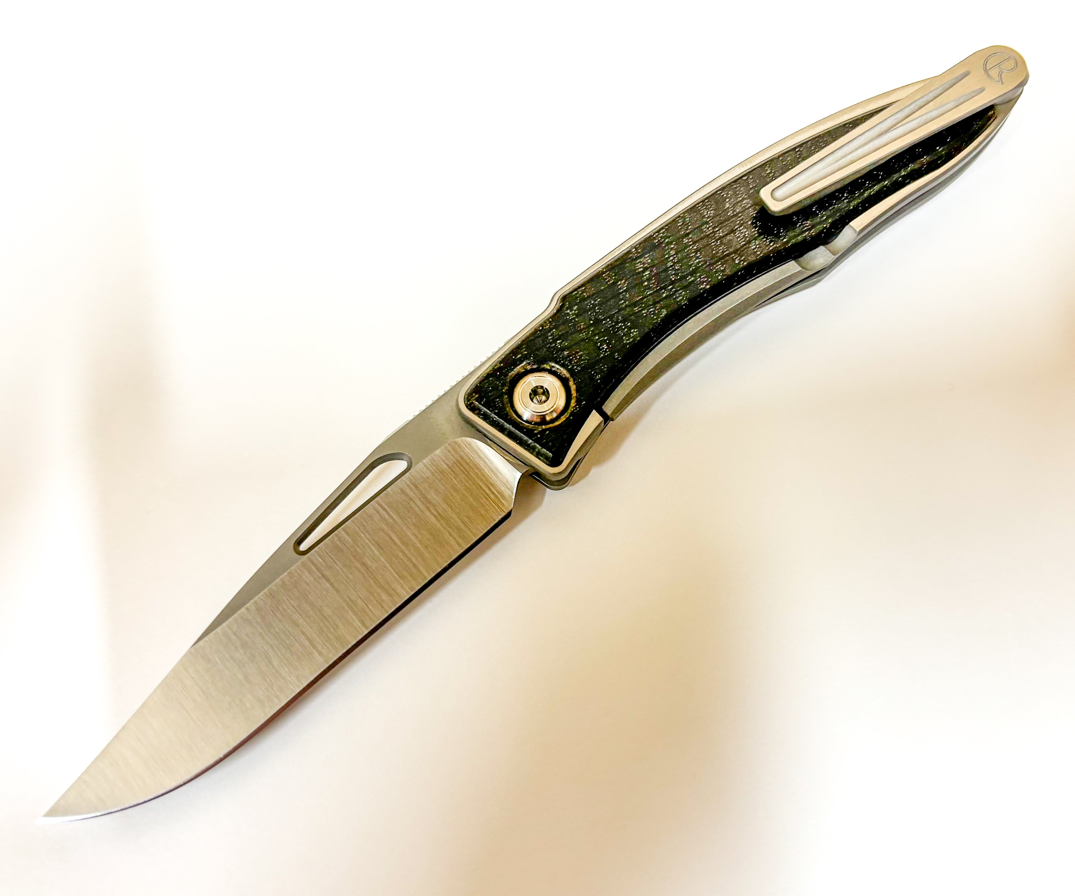 Chris Reeve Knives Mnandi - Left Handed - Bog Oak - MNA-1001